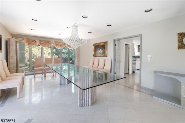 215 Eileen Dr, Cedar Grove Twp., NJ 07009