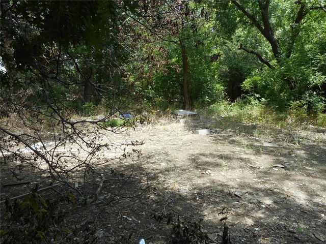 850 Mr Bob Drive, Midlothian, TX 76065