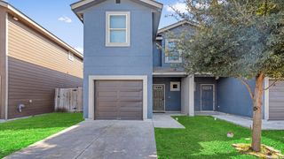 6962 Lakeview Dr # 101, San Antonio, TX 78244