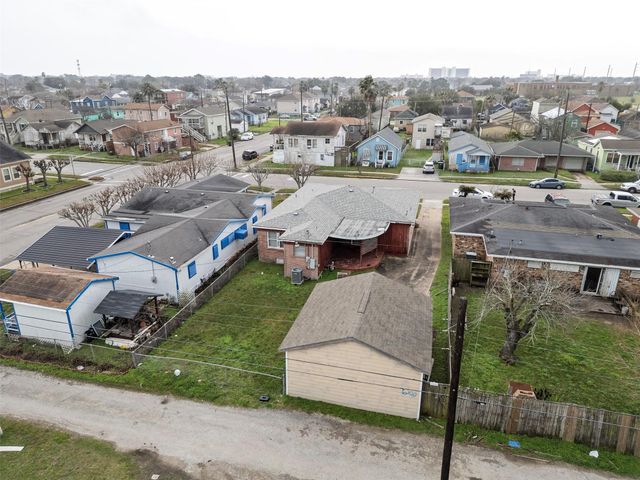 5108 Avenue L Street, Galveston, TX 77551