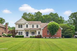 27 Praise Lane, Glenville, NY 12302