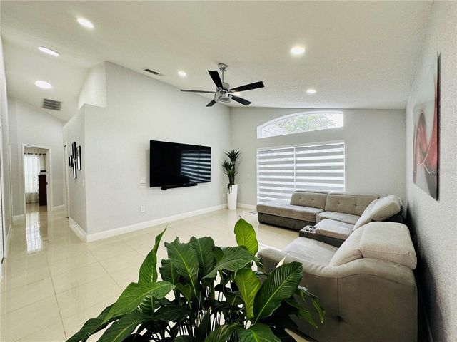 8885 PALISADES BEACH AVENUE, Orlando, FL 32829