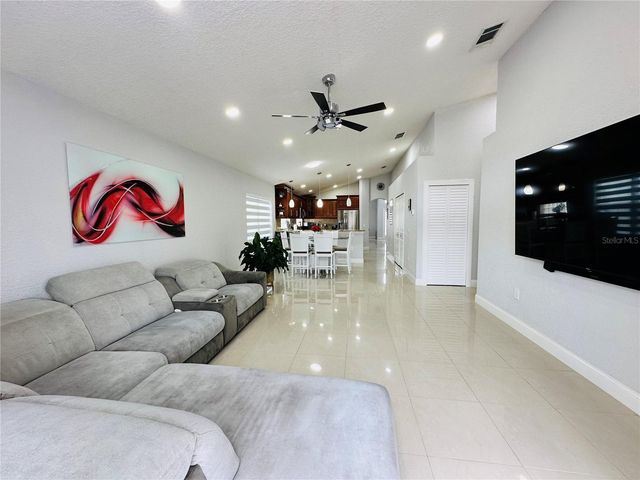 8885 PALISADES BEACH AVENUE, Orlando, FL 32829