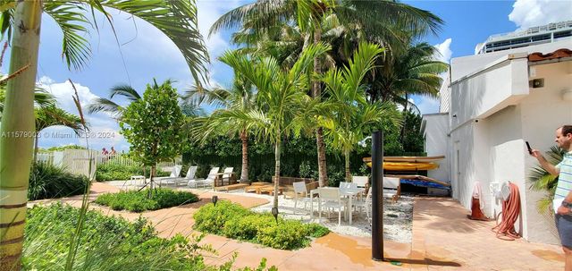 2457 Collins Ave 606, Miami Beach, FL 33140