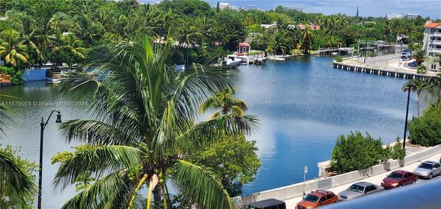 2457 Collins Ave 606, Miami Beach, FL 33140