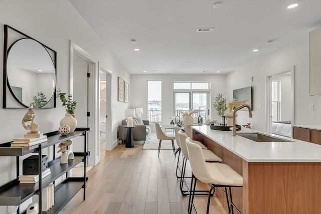 566 Columbus Ave 509, Boston, MA 02118