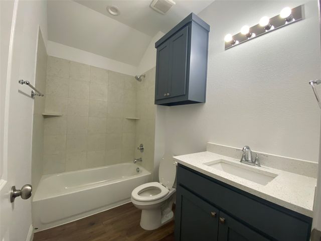 115 E 13th Avenue, Corsicana, TX 75110