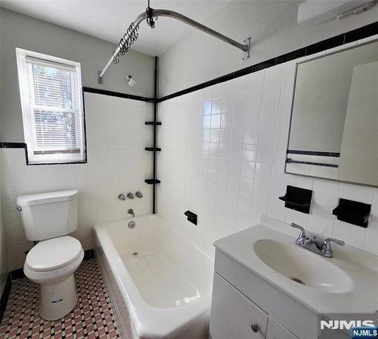 294 Terrace Avenue 304B, Hasbrouck Heights, NJ 07604