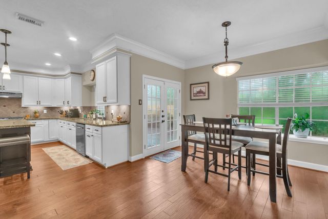 16318 Avenplace Road, Tomball, TX 77377
