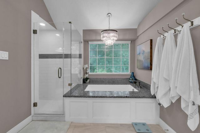 16318 Avenplace Road, Tomball, TX 77377