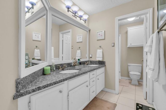 16318 Avenplace Road, Tomball, TX 77377
