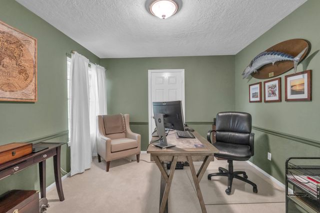 16318 Avenplace Road, Tomball, TX 77377