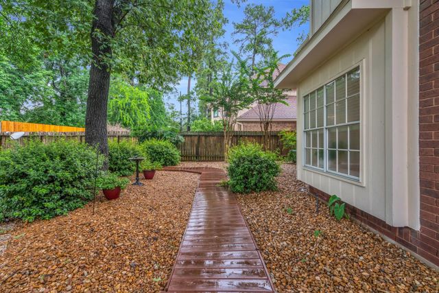 16318 Avenplace Road, Tomball, TX 77377