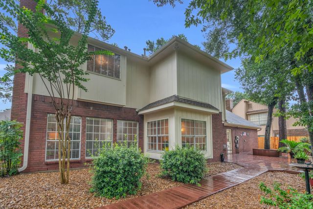 16318 Avenplace Road, Tomball, TX 77377
