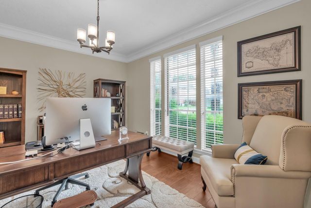 16318 Avenplace Road, Tomball, TX 77377