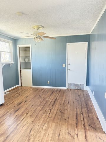825 Oakwood Terrace Dr, Antioch, TN 37013