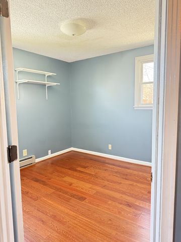825 Oakwood Terrace Dr, Antioch, TN 37013