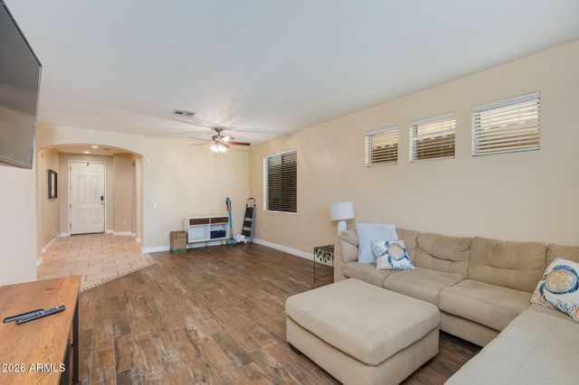 6774 W ROWEL Road, Peoria, AZ 85383