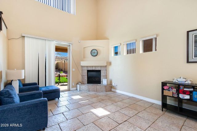 6774 W ROWEL Road, Peoria, AZ 85383