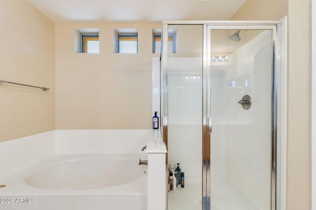 6774 W ROWEL Road, Peoria, AZ 85383
