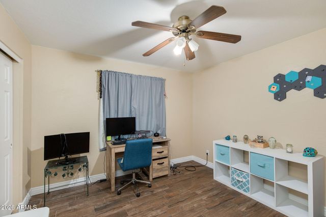 6774 W ROWEL Road, Peoria, AZ 85383