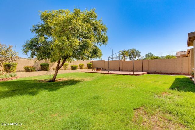 6774 W ROWEL Road, Peoria, AZ 85383