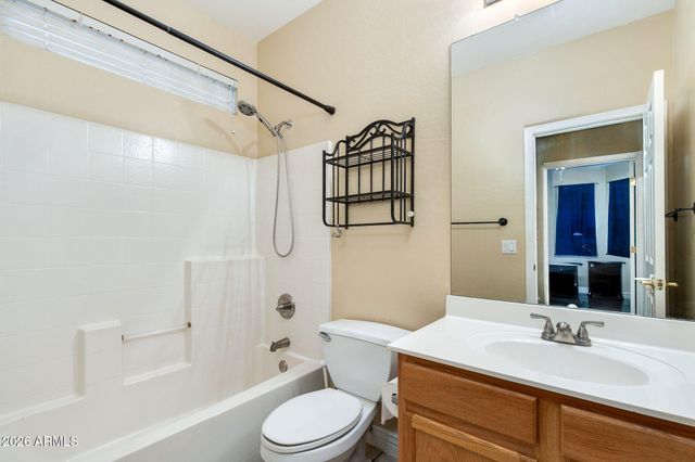 6774 W ROWEL Road, Peoria, AZ 85383
