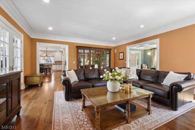 16 Sinclair Ter, Madison Boro, NJ 07940