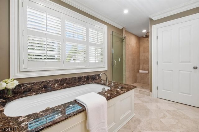 16 Sinclair Ter, Madison Boro, NJ 07940
