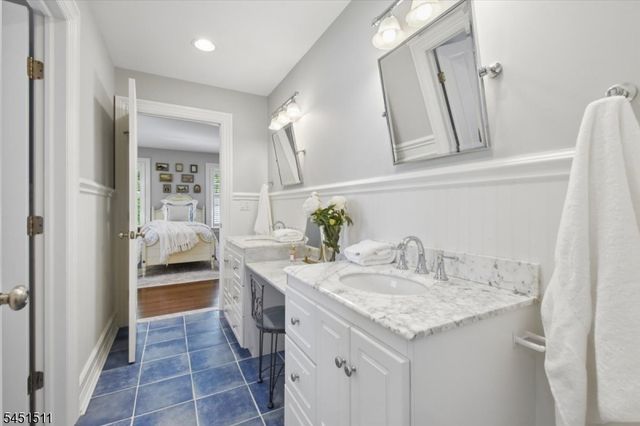 16 Sinclair Ter, Madison Boro, NJ 07940