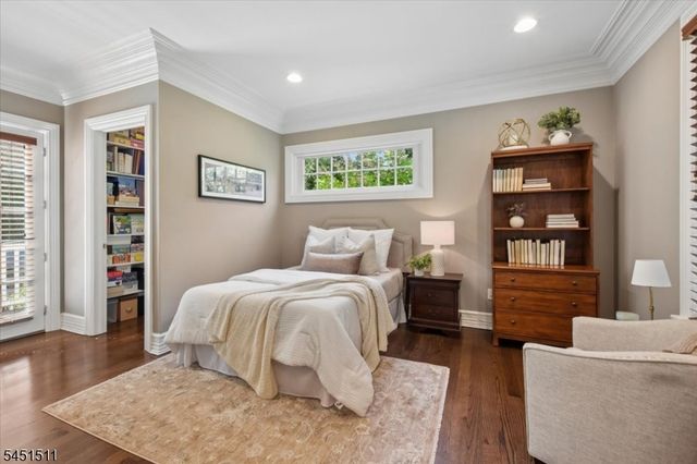 16 Sinclair Ter, Madison Boro, NJ 07940