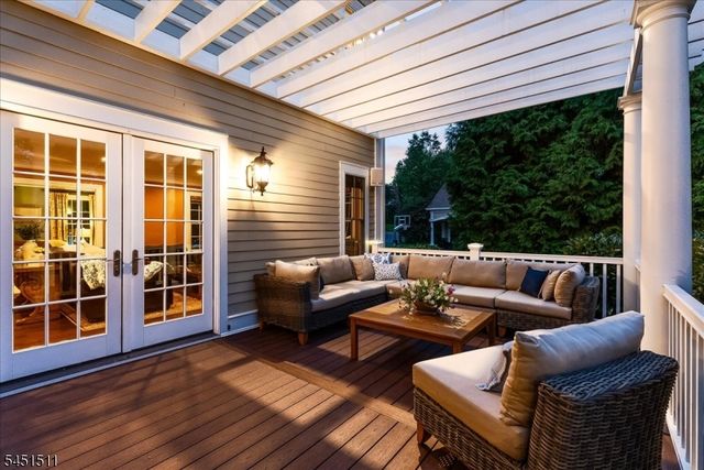 16 Sinclair Ter, Madison Boro, NJ 07940