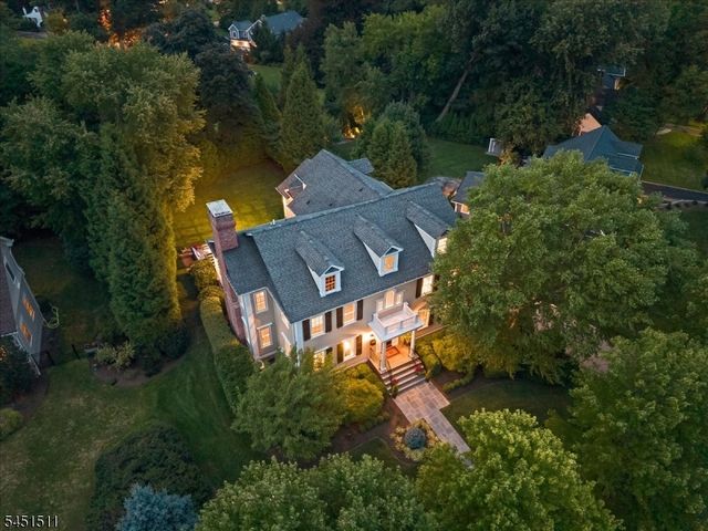16 Sinclair Ter, Madison Boro, NJ 07940