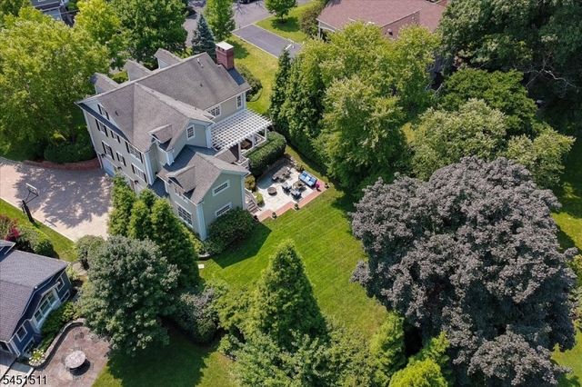 16 Sinclair Ter, Madison Boro, NJ 07940
