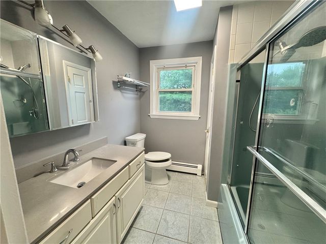 42 Locust Glen Drive, Cranston, RI 02921