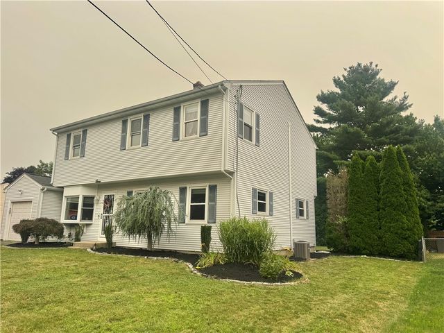 42 Locust Glen Drive, Cranston, RI 02921