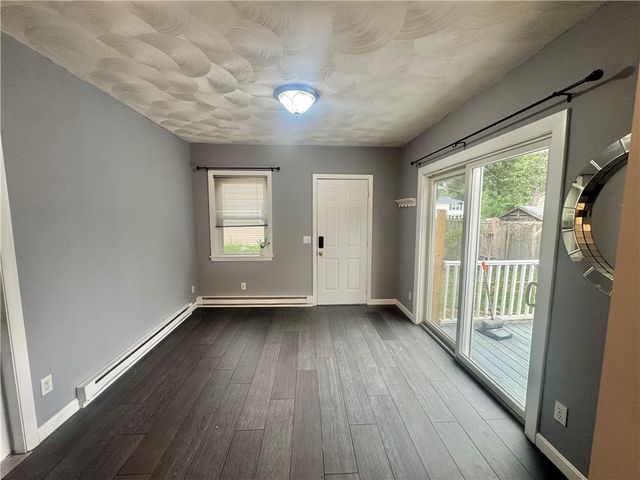 42 Locust Glen Drive, Cranston, RI 02921