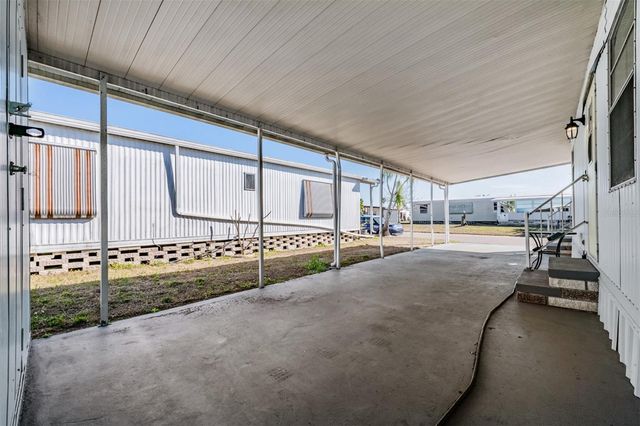 6710 36TH AVENUE E 106, Palmetto, FL 34221