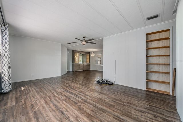 6710 36TH AVENUE E 106, Palmetto, FL 34221