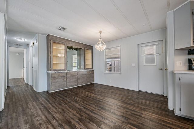 6710 36TH AVENUE E 106, Palmetto, FL 34221