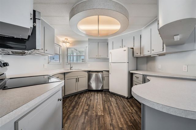 6710 36TH AVENUE E 106, Palmetto, FL 34221