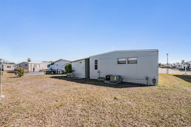 6710 36TH AVENUE E 106, Palmetto, FL 34221