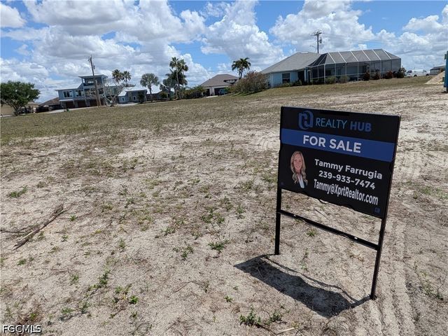 1003 NW 40th PL, Cape Coral, FL 33993