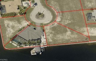 1003 NW 40th PL, Cape Coral, FL 33993