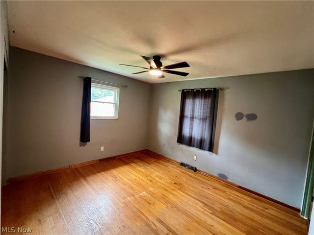 1589 Bronson Road, Akron, OH 44305
