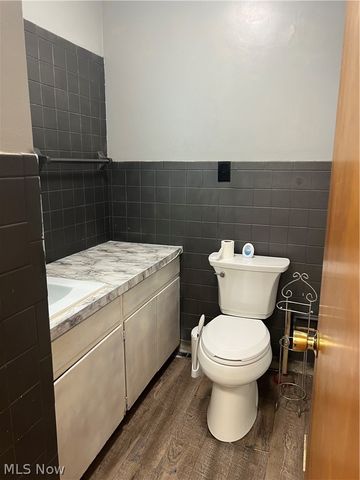1589 Bronson Road, Akron, OH 44305