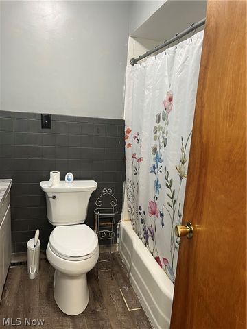 1589 Bronson Road, Akron, OH 44305