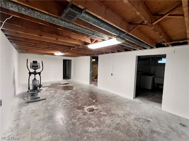 1589 Bronson Road, Akron, OH 44305