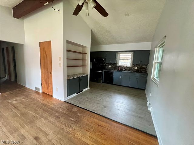1589 Bronson Road, Akron, OH 44305
