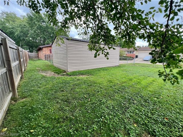 1589 Bronson Road, Akron, OH 44305